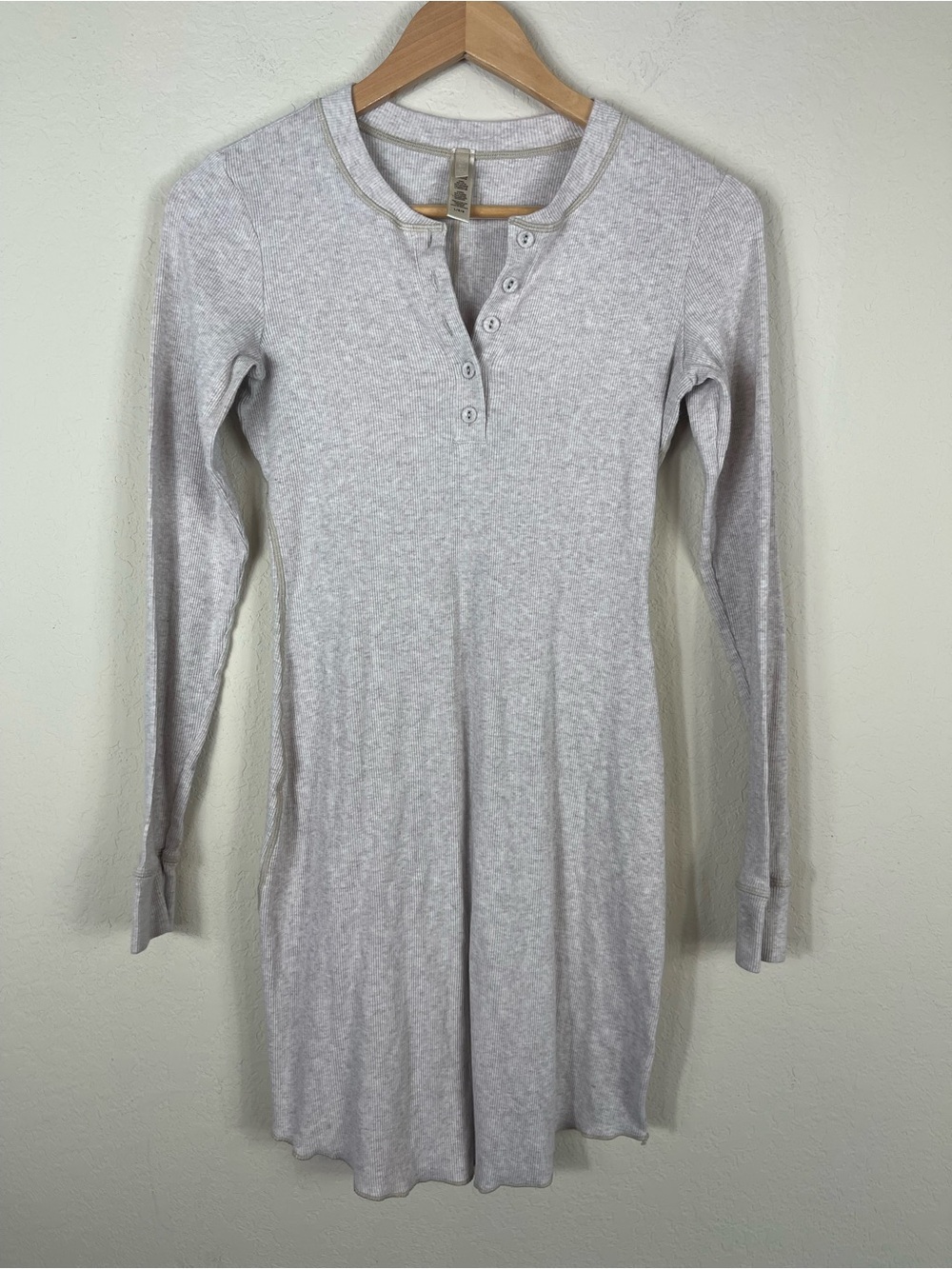 Skims Cotton Rib Henley Long Sleeve Mini Dress Oatmeal Size Large - Picture 3 of 7